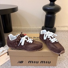 Miu Mi* x New Balanc*26ss夏季新款联名复古德训运动鞋自带复古知识分子氛围感的复古 Miu Mi* x New Balanc*26ss夏季新款联名复古德训运动鞋自带复古知识分子氛围感的复古
