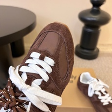 Miu Mi* x New Balanc*26ss夏季新款联名复古德训运动鞋自带复古知识分子氛围感的复古 Miu Mi* x New Balanc*26ss夏季新款联名复古德训运动鞋自带复古知识分子氛围感的复古