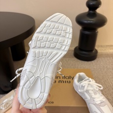 Miu Mi* x New Balanc*26ss夏季新款联名复古德训运动鞋自带复古知识分子氛围感的复古 Miu Mi* x New Balanc*26ss夏季新款联名复古德训运动鞋自带复古知识分子氛围感的复古