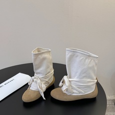 Isabel Maran* 褶皱短靴难得让我眼前一亮的小靴子 褶皱设计慵懒随性 进出专柜无压力 一眼心 Isabel Maran* 褶皱短靴难得让我眼前一亮的小靴子 褶皱设计慵懒随性 进出专柜无压力 一眼心