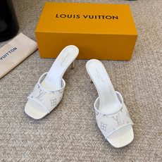 LV 驴家·Gala水钻穆勒尖头拖鞋|把老花星光穿在脚上✨谁能拒绝这双自带柔光的仙女高跟!网纱透视鞋面+ LV 驴家·Gala水钻穆勒尖头拖鞋|把老花星光穿在脚上✨谁能拒绝这双自带柔光的仙女高跟!网纱透视鞋面+