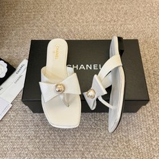 Chanel26SS新款蝴蝶结夹脚凉拖双C夹脚凉拖|春夏穿搭神器经典双C元素+极简夹脚设计,高级感拉满, Chanel26SS新款蝴蝶结夹脚凉拖双C夹脚凉拖|春夏穿搭神器经典双C元素+极简夹脚设计,高级感拉满,