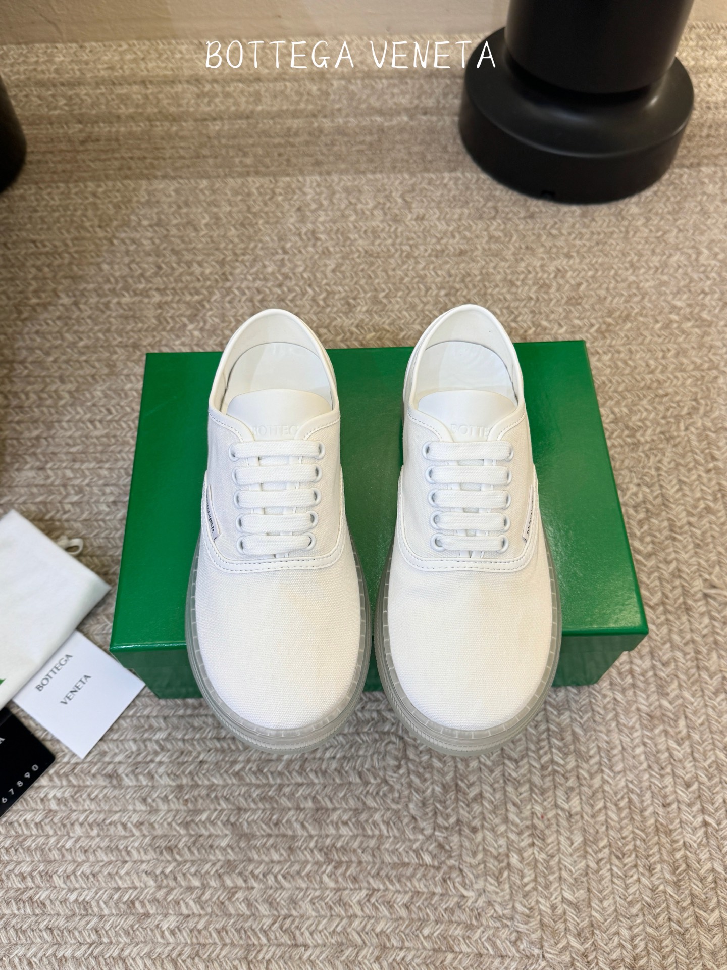 BOTTEGA VENETA BV2026新款复古Eliot运动鞋上市即封神!BV全新的 Eliot 以