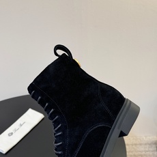 Loro Piana 秋冬新品~骑士短靴秋冬搭配神器,必备长靴!酷飒有范儿的战靴 ,简直不要太飒 ,皮质 Loro Piana 秋冬新品~骑士短靴秋冬搭配神器,必备长靴!酷飒有范儿的战靴 ,简直不要太飒 ,皮质