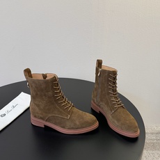 Loro Piana 秋冬新品~骑士短靴秋冬搭配神器,必备长靴!酷飒有范儿的战靴 ,简直不要太飒 ,皮质 Loro Piana 秋冬新品~骑士短靴秋冬搭配神器,必备长靴!酷飒有范儿的战靴 ,简直不要太飒 ,皮质