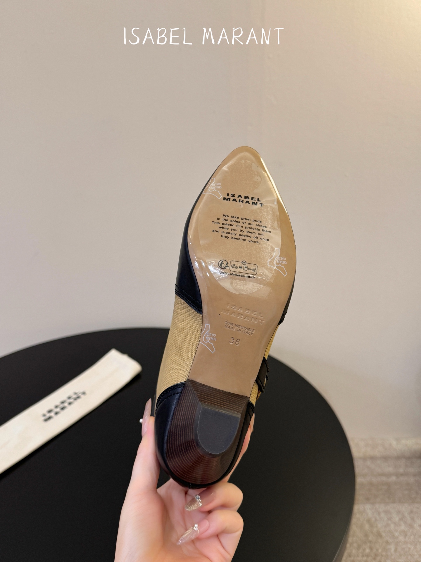 Isabel Maran*  𝟐𝟔𝐀𝐖秋冬新品 褶皱堆堆靴|法式松弛跳出刻板框架 牛仔帆布与油蜡皮质感碰撞鞋身 每一步都