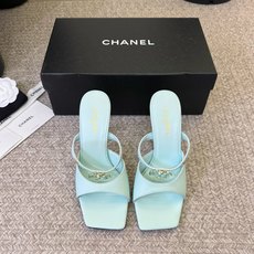 Chanel26SS新款凉拖 双C夹脚凉拖|春夏穿搭神器经典双C元素+极简夹脚设计,高级感拉满,软底鞋面,上脚舒适不磨脚 Chanel26SS新款凉拖 双C夹脚凉拖|春夏穿搭神器经典双C元素+极简夹脚设计,高级感拉满,软底鞋面,上脚舒适不磨脚