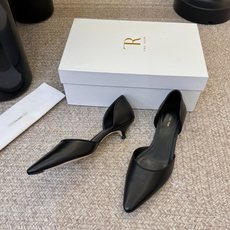 The Ro*新款极简风猫跟小方头中空凉鞋单鞋! 据说这是本年度最美丽的玛丽珍凉鞋,法式优雅气质在线、高级又时髦,可盐可 The Ro*新款极简风猫跟小方头中空凉鞋单鞋! 据说这是本年度最美丽的玛丽珍凉鞋,法式优雅气质在线、高级又时髦,可盐可