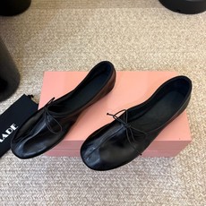 顶级 HANDMADE独家新品最高版本买手代购1:1完美复刻 平底凉鞋单鞋 原版开模真皮鞋底 原版套楦鞋型很大方 搭配各 顶级 HANDMADE独家新品最高版本买手代购1:1完美复刻 平底凉鞋单鞋 原版开模真皮鞋底 原版套楦鞋型很大方 搭配各