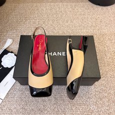 Chane*26ss夏季新款方头高跟凉鞋 自带优雅复古感的拼色T字带高跟凉鞋,利落的尖头剪裁搭配经典的黑白拼色鞋头,T字 Chane*26ss夏季新款方头高跟凉鞋 自带优雅复古感的拼色T字带高跟凉鞋,利落的尖头剪裁搭配经典的黑白拼色鞋头,T字