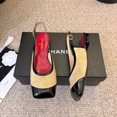 Chane*26ss夏季新款方头高跟凉鞋 自带优雅复古感的拼色T字带高跟凉鞋,利落的尖头剪裁搭配经典的黑白拼色鞋头,T字 Chane*26ss夏季新款方头高跟凉鞋 自带优雅复古感的拼色T字带高跟凉鞋,利落的尖头剪裁搭配经典的黑白拼色鞋头,T字