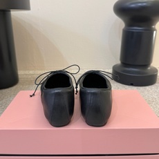羊皮 HANDMADE独家新品最高版本买手代购1:1完美复刻 平底凉鞋单鞋 原版开模真皮鞋底 原版套楦鞋型很大方 搭配各 羊皮 HANDMADE独家新品最高版本买手代购1:1完美复刻 平底凉鞋单鞋 原版开模真皮鞋底 原版套楦鞋型很大方 搭配各