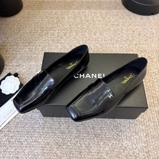 小香新品 小方头乐福鞋 原版1:1复刻 经典中的经典 无论搭配裤装还是裙装都是完美 小圆头的设计很好的修饰脚型 ,小仙 小香新品 小方头乐福鞋 原版1:1复刻 经典中的经典 无论搭配裤装还是裙装都是完美 小圆头的设计很好的修饰脚型 ,小仙