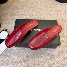 小香新品 小方头乐福鞋半托 原版1:1复刻 经典中的经典 无论搭配裤装还是裙装都是完美 小圆头的设计很好的修饰脚型 , 小香新品 小方头乐福鞋半托 原版1:1复刻 经典中的经典 无论搭配裤装还是裙装都是完美 小圆头的设计很好的修饰脚型 ,