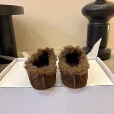 Maison Margie马吉拉平底复古玛丽珍复古包头穆勒鞋棒了的版本 非常不好做!马吉拉分趾鞋又被推到风口啦 小红书发 Maison Margie马吉拉平底复古玛丽珍复古包头穆勒鞋棒了的版本 非常不好做!马吉拉分趾鞋又被推到风口啦 小红书发