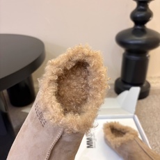 Maison Margie马吉拉平底复古玛丽珍复古包头穆勒鞋棒了的版本 非常不好做!马吉拉分趾鞋又被推到风口啦 小红书发 Maison Margie马吉拉平底复古玛丽珍复古包头穆勒鞋棒了的版本 非常不好做!马吉拉分趾鞋又被推到风口啦 小红书发