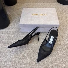 Jimmy Cho*26ss早秋新款蕾丝尖头后空细跟凉鞋 自带甜欲轻奢氛围感的气质高跟凉鞋,利落尖头搭配纤细后绊带,通透 Jimmy Cho*26ss早秋新款蕾丝尖头后空细跟凉鞋 自带甜欲轻奢氛围感的气质高跟凉鞋,利落尖头搭配纤细后绊带,通透