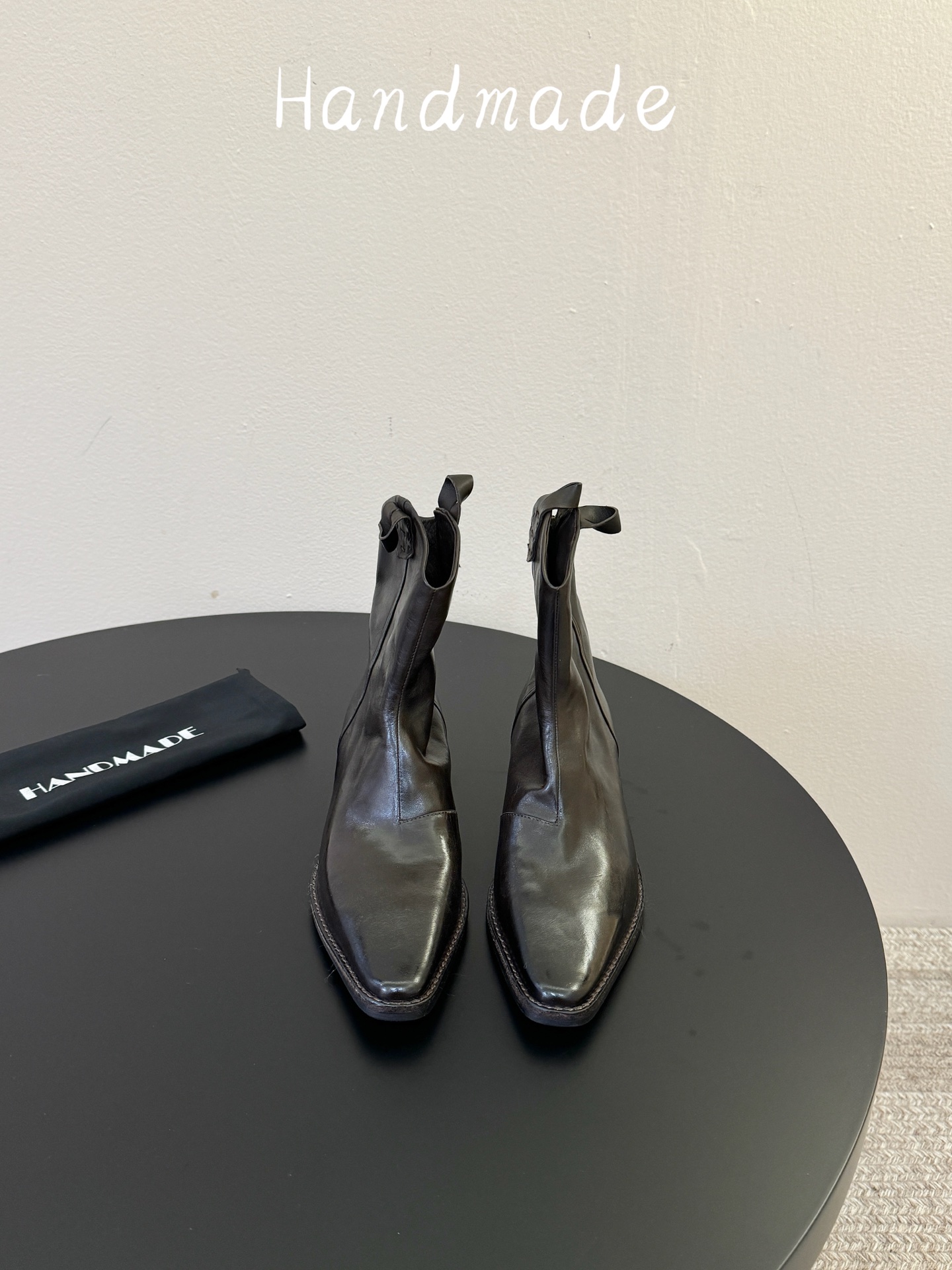 顶级 HANDMADE独家新品最高版本买手代购1:1完美复刻 短靴 原版开模真皮鞋底 原版套楦鞋型很大方 搭配各种风格都