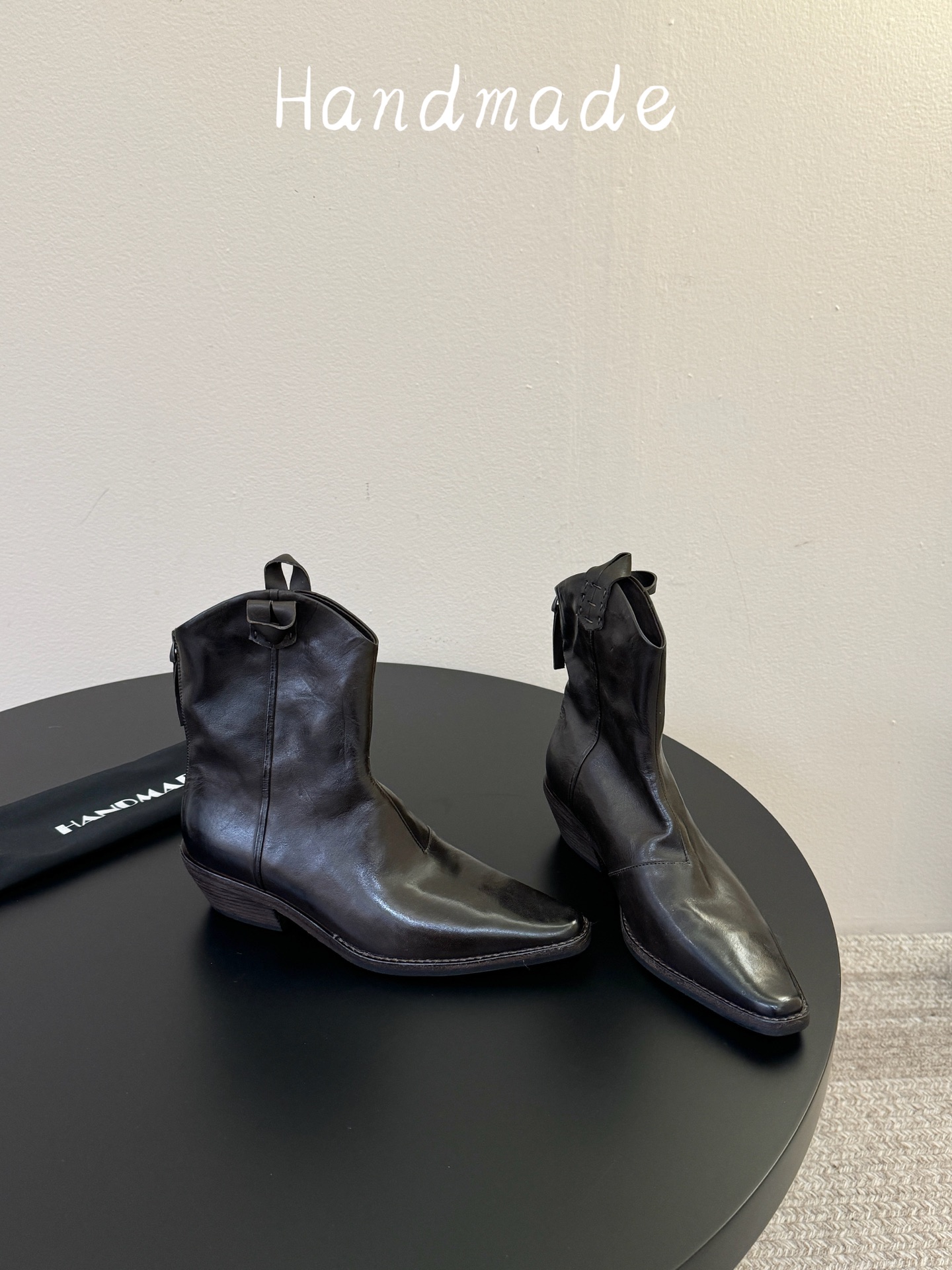 顶级 HANDMADE独家新品最高版本买手代购1:1完美复刻 短靴 原版开模真皮鞋底 原版套楦鞋型很大方 搭配各种风格都