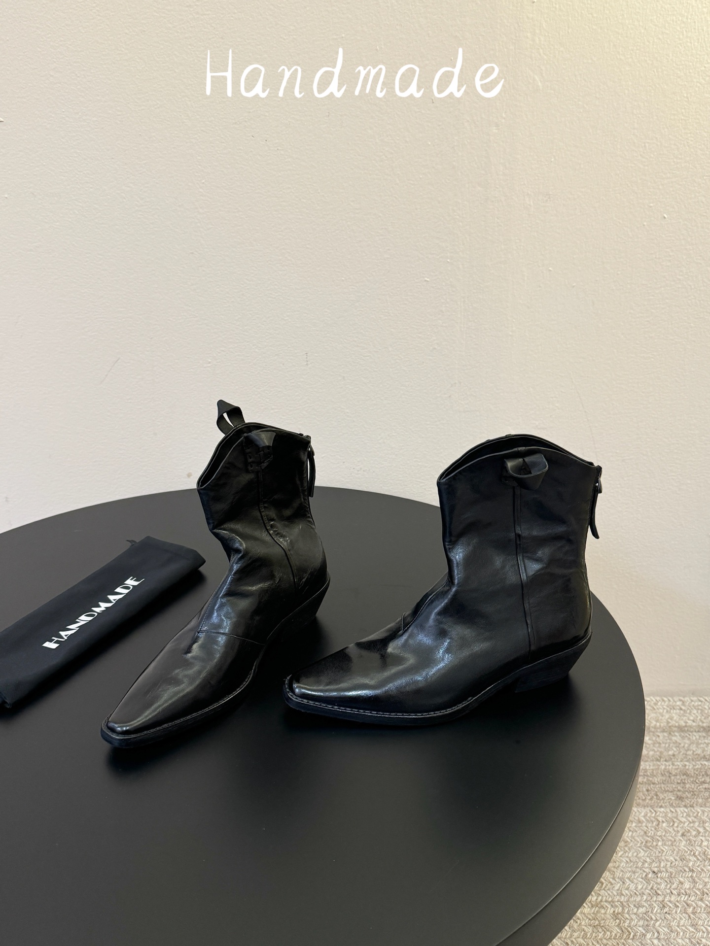 顶级 HANDMADE独家新品最高版本买手代购1:1完美复刻 短靴 原版开模真皮鞋底 原版套楦鞋型很大方 搭配各种风格都