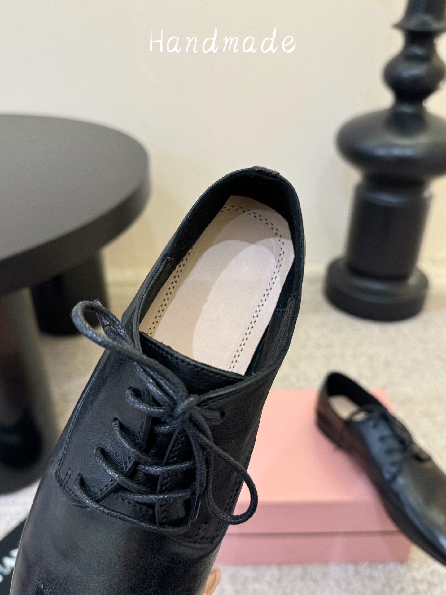 顶级 HANDMADE独家新品最高版本买手代购1:1完美复刻 系带休闲鞋 原版套楦鞋型很大方 搭配各种风格都🉑轻松驾驭 