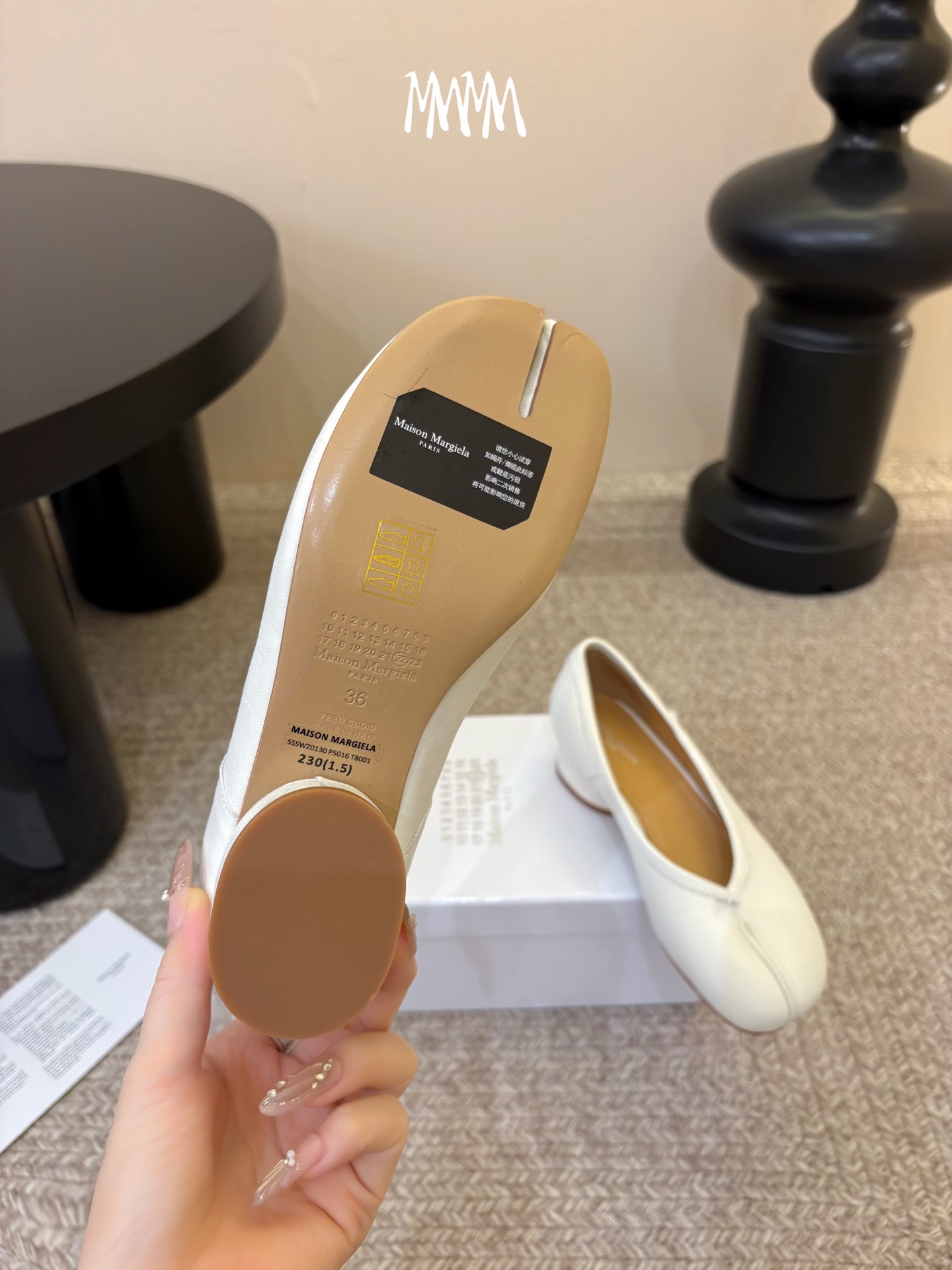 带跟  Maison Margiela·马吉拉 tabi褶皱芭蕾舞鞋 太火了！依旧保持的高水准出货！可以一直相信咱家的马