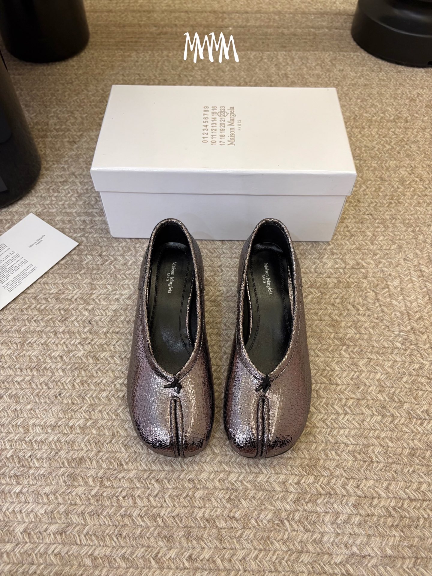 带跟  Maison Margiela·马吉拉 tabi褶皱芭蕾舞鞋 太火了！依旧保持的高水准出货！可以一直相信咱家的马