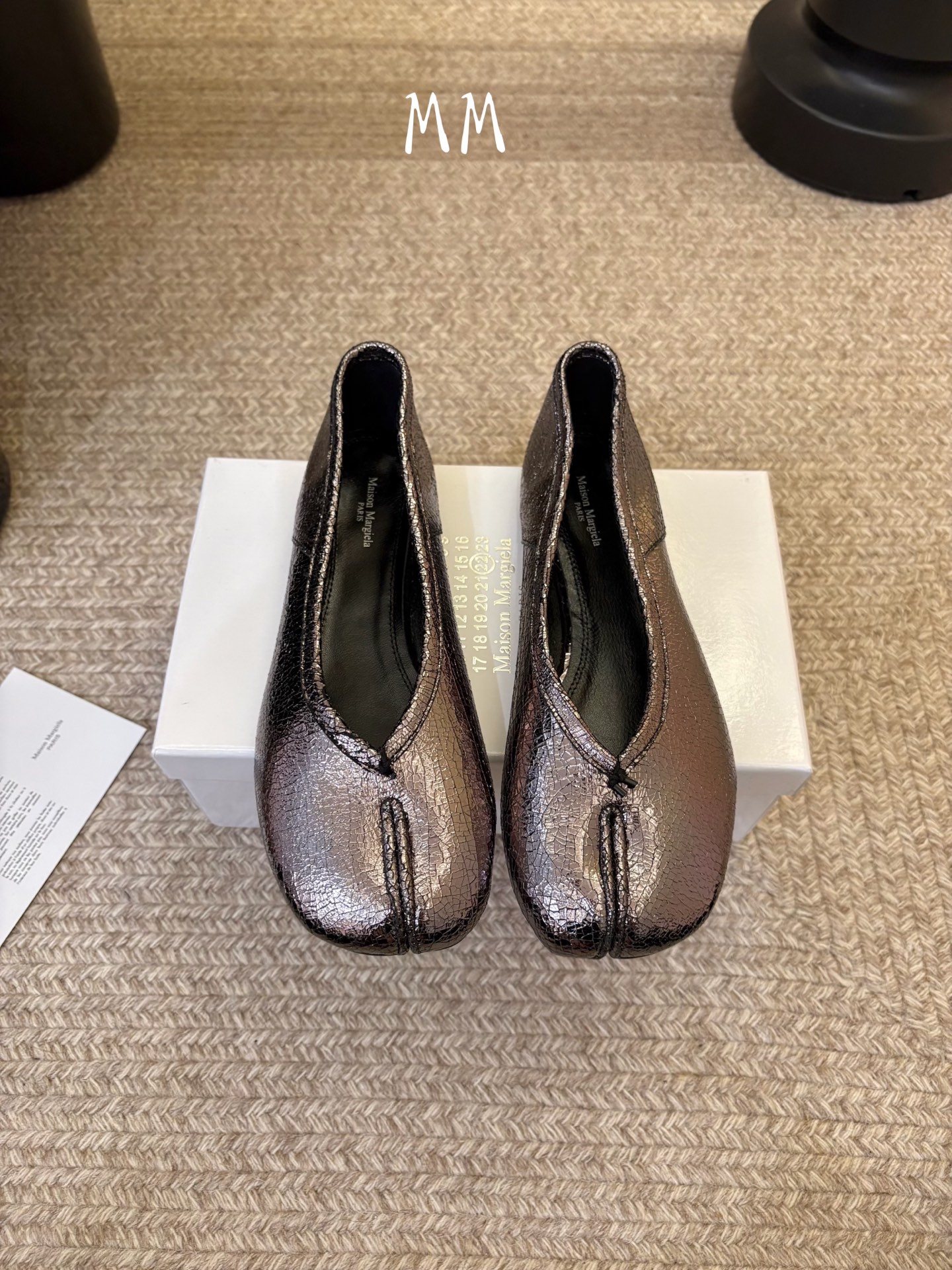 平底Maison Margiela·马吉拉 tabi褶皱芭蕾舞鞋 太火了！依旧保持的高水准出货！可以一直相信咱家的马吉拉