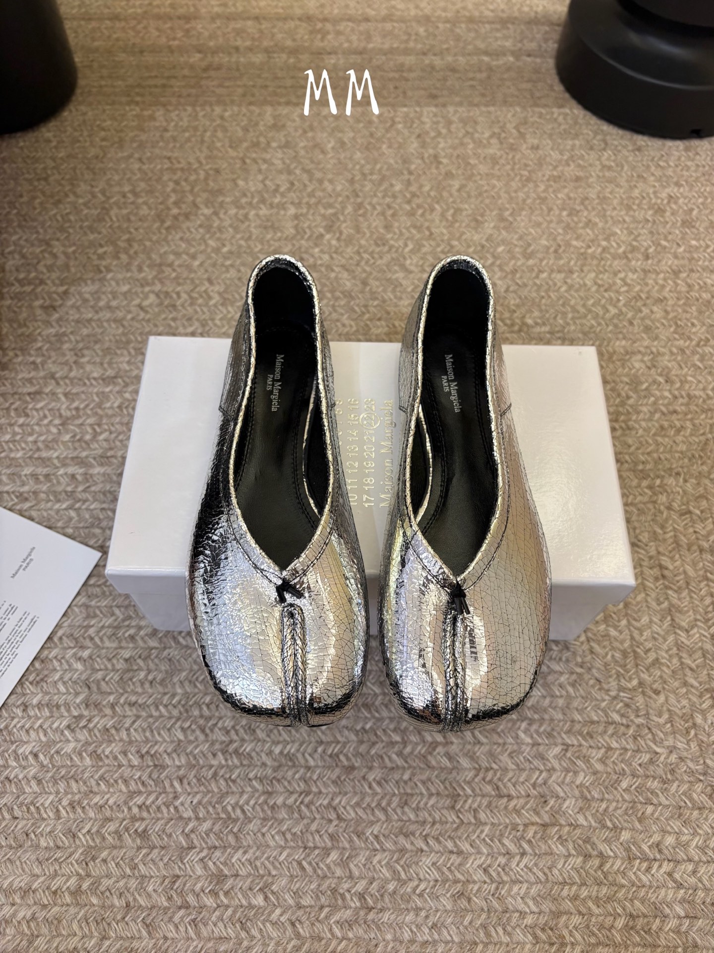 平底Maison Margiela·马吉拉 tabi褶皱芭蕾舞鞋 太火了！依旧保持的高水准出货！可以一直相信咱家的马吉拉