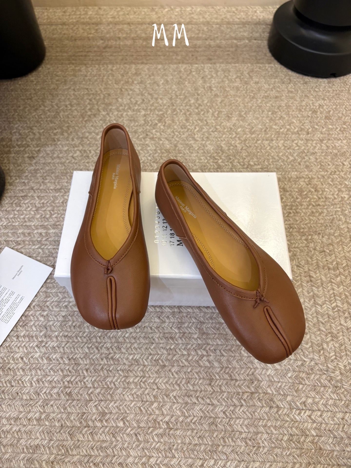 平底Maison Margiela·马吉拉 tabi褶皱芭蕾舞鞋 太火了！依旧保持的高水准出货！可以一直相信咱家的马吉拉