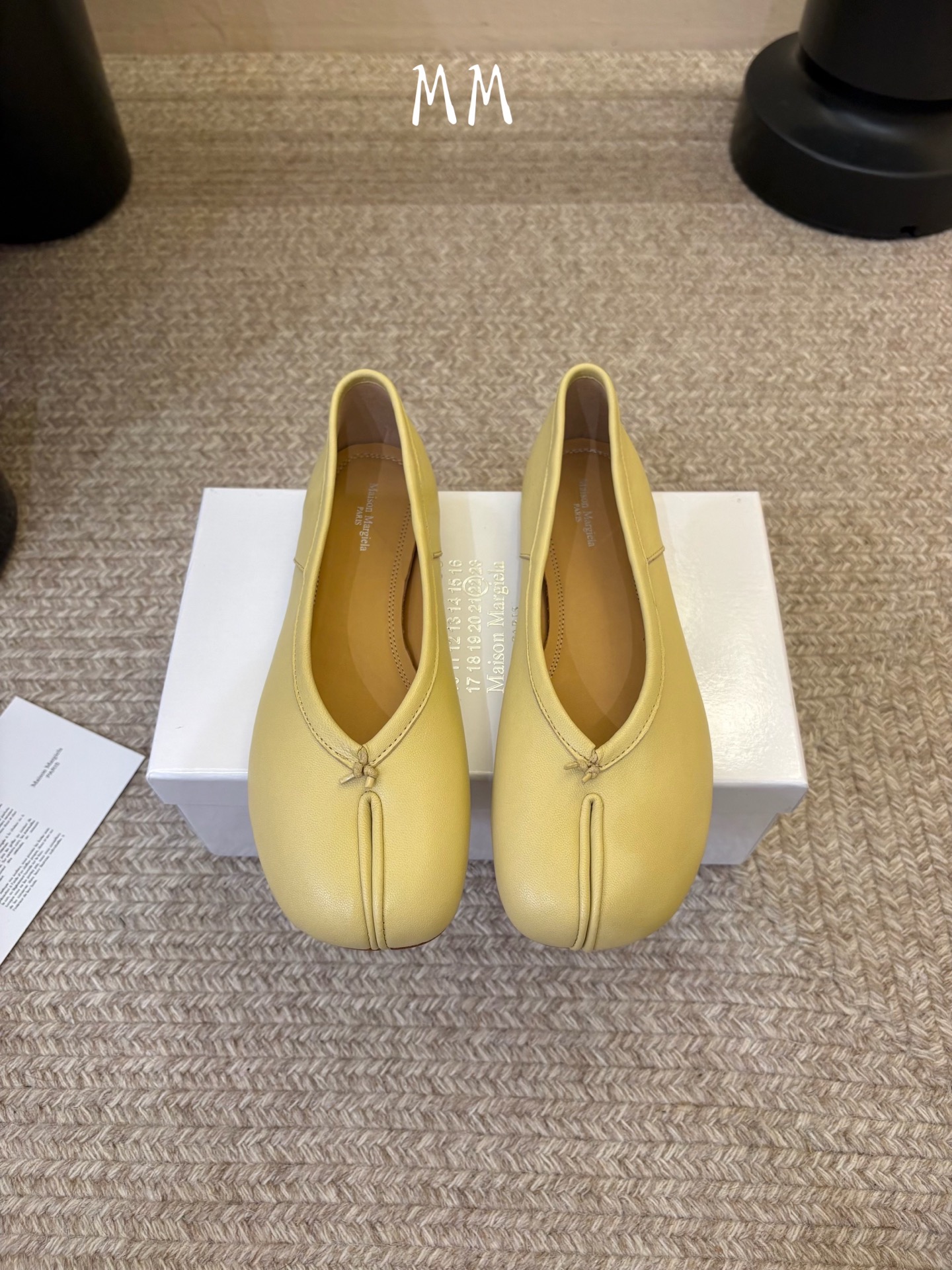平底Maison Margiela·马吉拉 tabi褶皱芭蕾舞鞋 太火了！依旧保持的高水准出货！可以一直相信咱家的马吉拉