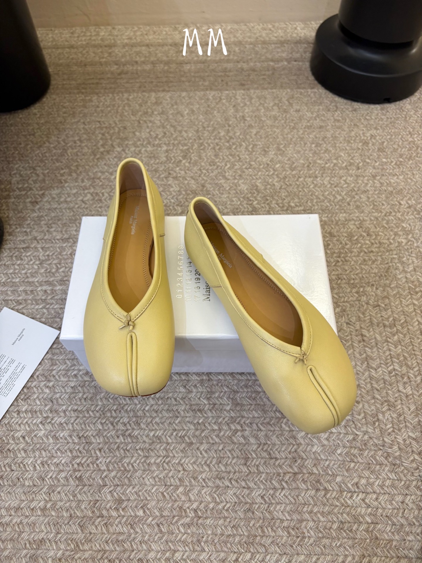 平底Maison Margiela·马吉拉 tabi褶皱芭蕾舞鞋 太火了！依旧保持的高水准出货！可以一直相信咱家的马吉拉
