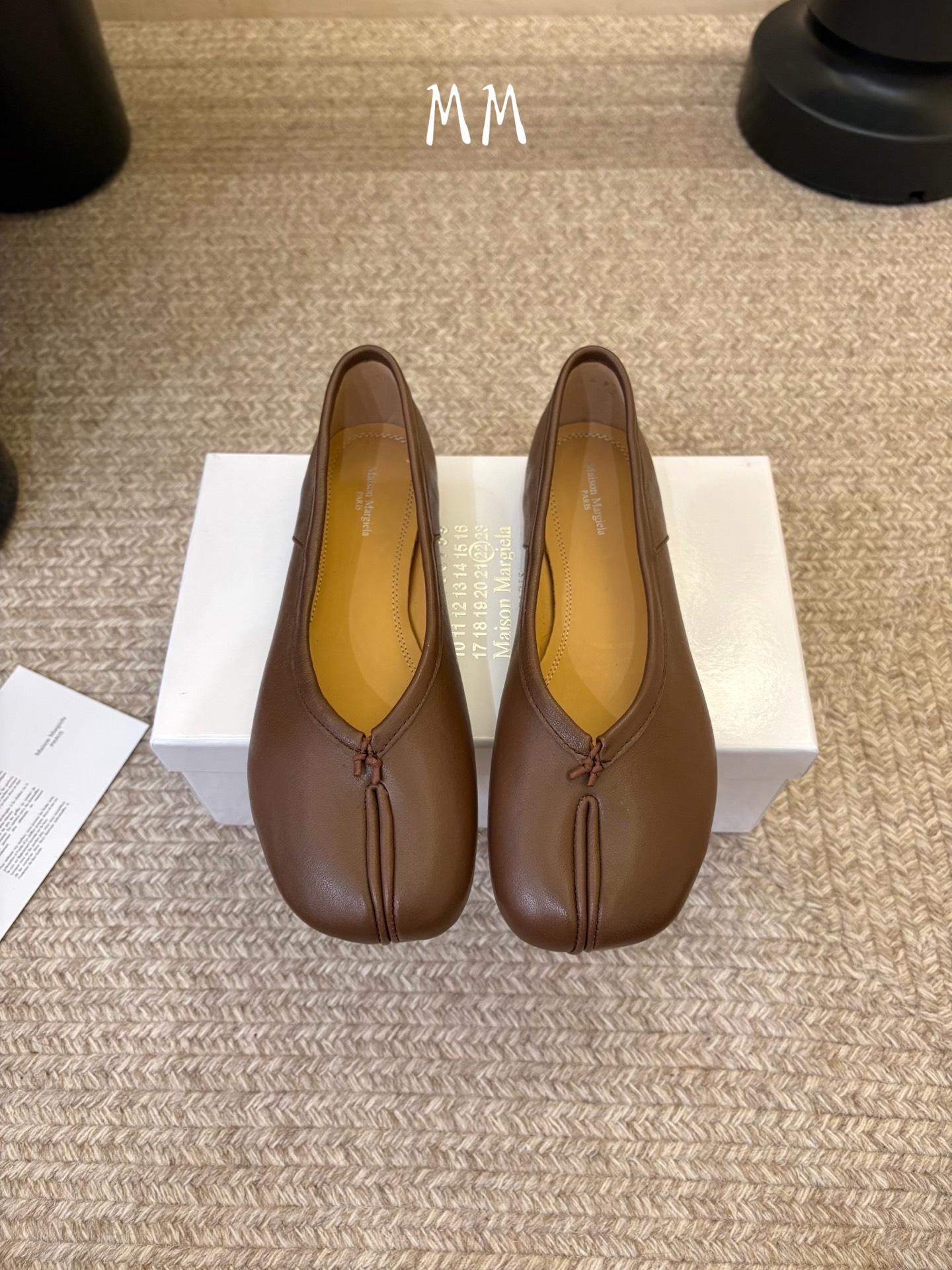 平底Maison Margiela·马吉拉 tabi褶皱芭蕾舞鞋 太火了！依旧保持的高水准出货！可以一直相信咱家的马吉拉