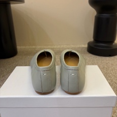 平底Maison Margiela·马吉拉 tabi褶皱芭蕾舞鞋 太火了!依旧保持的高水准出货!可以一直相信咱家的马吉拉 平底Maison Margiela·马吉拉 tabi褶皱芭蕾舞鞋 太火了!依旧保持的高水准出货!可以一直相信咱家的马吉拉