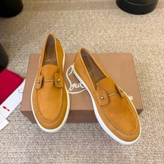 男款➕10 christian louboutin·CL 红底鞋·2026新品·乐福鞋 ⭐️经典的麂皮搭配一抹性感红底, 男款➕10 christian louboutin·CL 红底鞋·2026新品·乐福鞋 ⭐️经典的麂皮搭配一抹性感红底,
