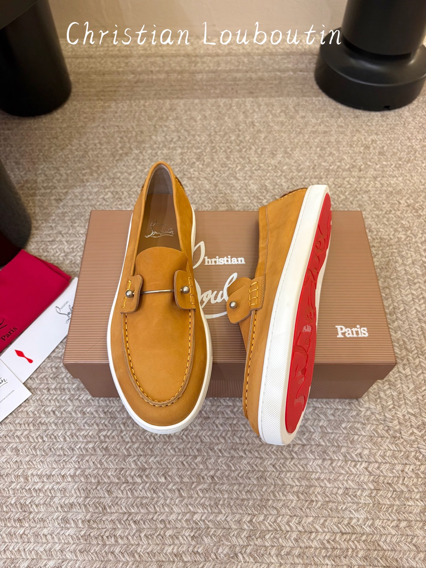 男款➕10 christian louboutin·CL 红底鞋·2026新品·乐福鞋 ⭐️经典的麂皮搭配一抹性感红底, 男款➕10 christian louboutin·CL 红底鞋·2026新品·乐福鞋 ⭐️经典的麂皮搭配一抹性感红底,