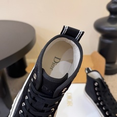 Dior迪奥2026Walk‘n系列 老花 刺绣 帆布鞋 休闲运动鞋 原版购入开发 做货 这款 Walk’n‘Dior Dior迪奥2026Walk‘n系列 老花 刺绣 帆布鞋 休闲运动鞋 原版购入开发 做货 这款 Walk’n‘Dior
