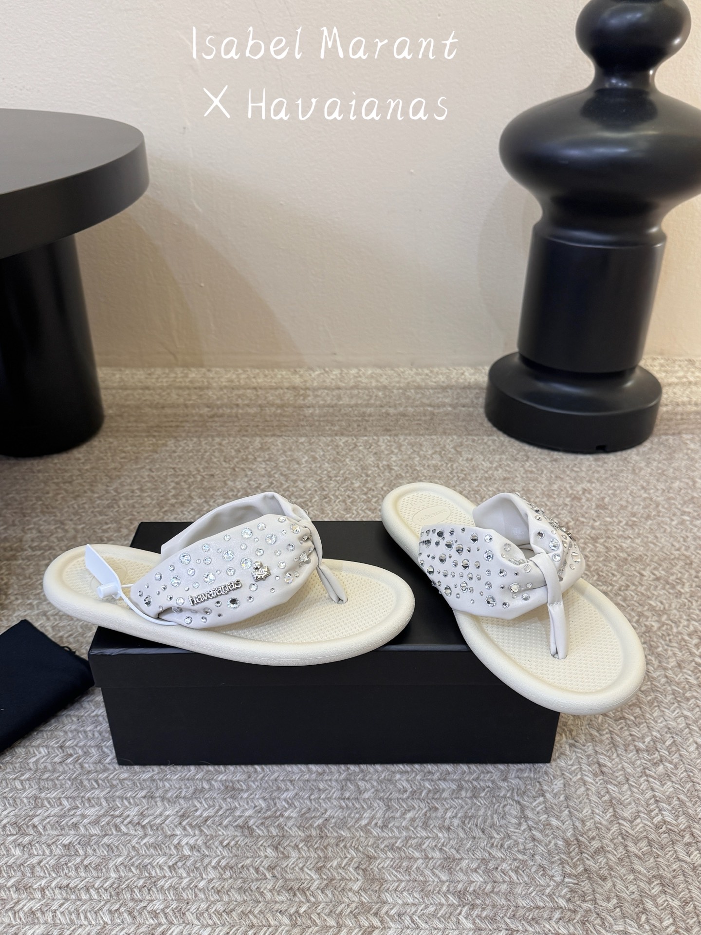 Isabel Marant ✖️ Havaianas 联名款人字拖  码数35-39，40定制
