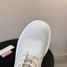 Acne 26ss秋冬系列 系带厚底 短靴 今年最值得入手的靴子 !acne今年秋冬确实泰酷辣 秋冬新款 脚感超赞! Acne 26ss秋冬系列 系带厚底 短靴 今年最值得入手的靴子 !acne今年秋冬确实泰酷辣 秋冬新款 脚感超赞!