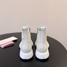 Acne 26ss秋冬系列 系带厚底 短靴 今年最值得入手的靴子 !acne今年秋冬确实泰酷辣 秋冬新款 脚感超赞! Acne 26ss秋冬系列 系带厚底 短靴 今年最值得入手的靴子 !acne今年秋冬确实泰酷辣 秋冬新款 脚感超赞!