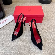 VALENTINO华伦天奴凉鞋经典单鞋春夏VLOGO SIGNATURE鞋型线条流畅.版型超赞上脚舒适.增高.显瘦.拉长 VALENTINO华伦天奴凉鞋经典单鞋春夏VLOGO SIGNATURE鞋型线条流畅.版型超赞上脚舒适.增高.显瘦.拉长