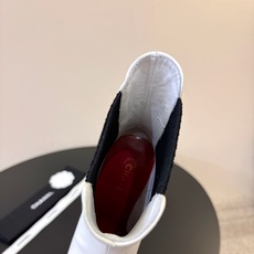 Ch*anel 香儿新款短靴‼️CH*ANEL官网同款, 香儿新款短靴,简约大方,此款时尚百搭脚感舒适, 鞋面:进口羊皮 Ch*anel 香儿新款短靴‼️CH*ANEL官网同款, 香儿新款短靴,简约大方,此款时尚百搭脚感舒适, 鞋面:进口羊皮