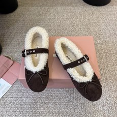miumiu秋冬新款玛丽珍芭蕾舞鞋进口羊毛雪地靴棉鞋单鞋 简约造型,超轻原版开模鞋底,脚感妥妥满分 好穿好搭, 鞋面:进 miumiu秋冬新款玛丽珍芭蕾舞鞋进口羊毛雪地靴棉鞋单鞋 简约造型,超轻原版开模鞋底,脚感妥妥满分 好穿好搭, 鞋面:进