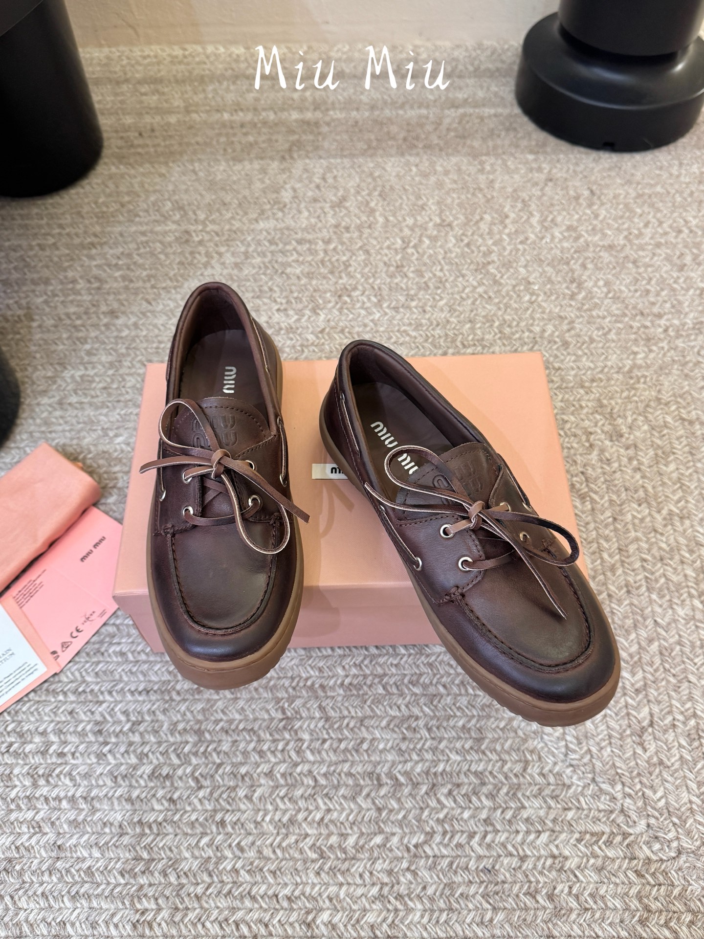 MIUMIU*缪缪厚底新款英伦风系带乐福鞋 🤩怎么穿都好看今夏时髦精最爱 看起来不怎么舒服 上脚超级舒服 超级重工 每一