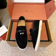 Loro Piana(诺悠翩雅)官网同款一脚蹬乐福鞋 原版大底宽底 采用进口高丝光羊反绒 羊皮内里 全方位一 Loro Piana(诺悠翩雅)官网同款一脚蹬乐福鞋 原版大底宽底 采用进口高丝光羊反绒 羊皮内里 全方位一
