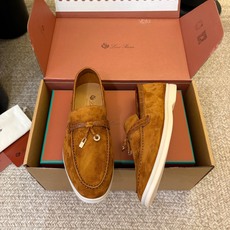 Loro Piana(诺悠翩雅)官网同款一脚蹬乐福鞋 原版大底宽底 采用进口高丝光羊反绒 羊皮内里 全方位一 Loro Piana(诺悠翩雅)官网同款一脚蹬乐福鞋 原版大底宽底 采用进口高丝光羊反绒 羊皮内里 全方位一