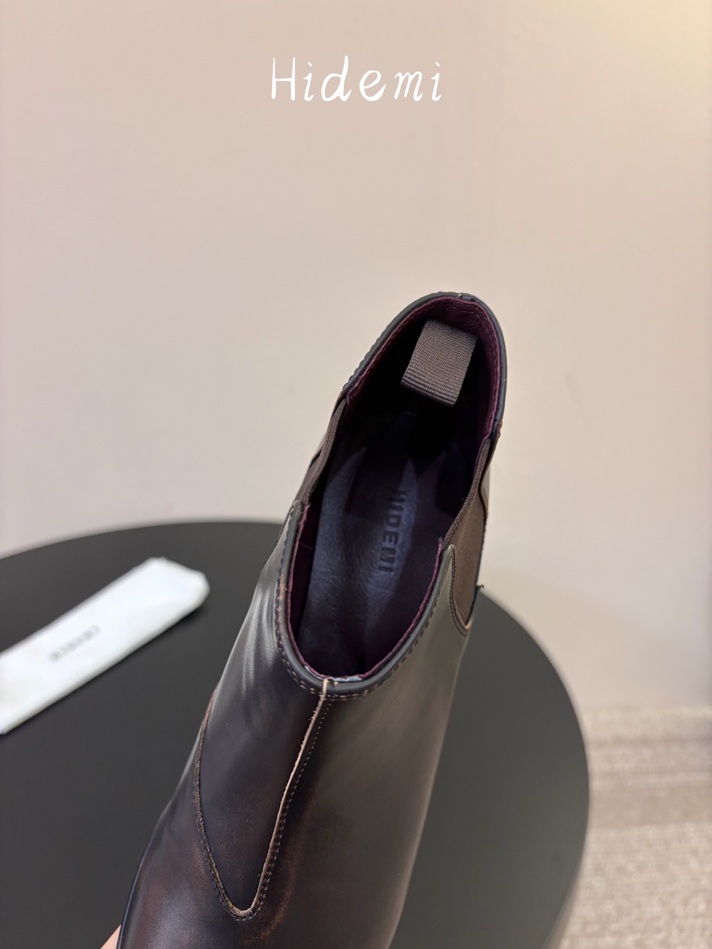 HIDEM* 𝟐𝟔𝐀𝐖新品 切尔西靴短靴|野性碰撞解锁多元风格 复古腔调揉进利落靴型 每一双都释放毫不掩饰的个性张力 HIDEM* 𝟐𝟔𝐀𝐖新品 切尔西靴短靴|野性碰撞解锁多元风格 复古腔调揉进利落靴型 每一双都释放毫不掩饰的个性张力