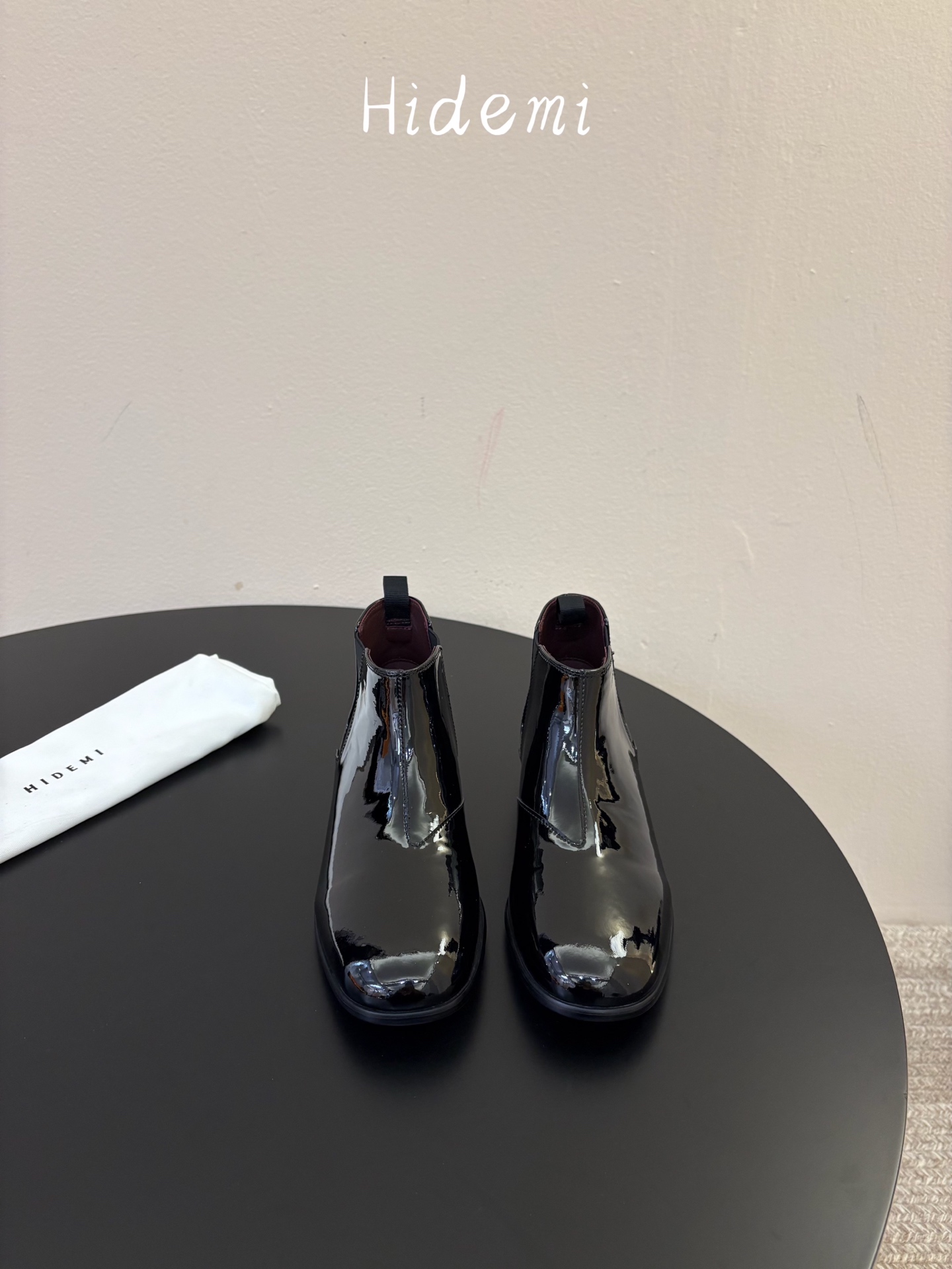 HIDEM*  𝟐𝟔𝐀𝐖新品 切尔西靴短靴|野性碰撞解锁多元风格 复古腔调揉进利落靴型 每一双都释放毫不掩饰的个性张力 