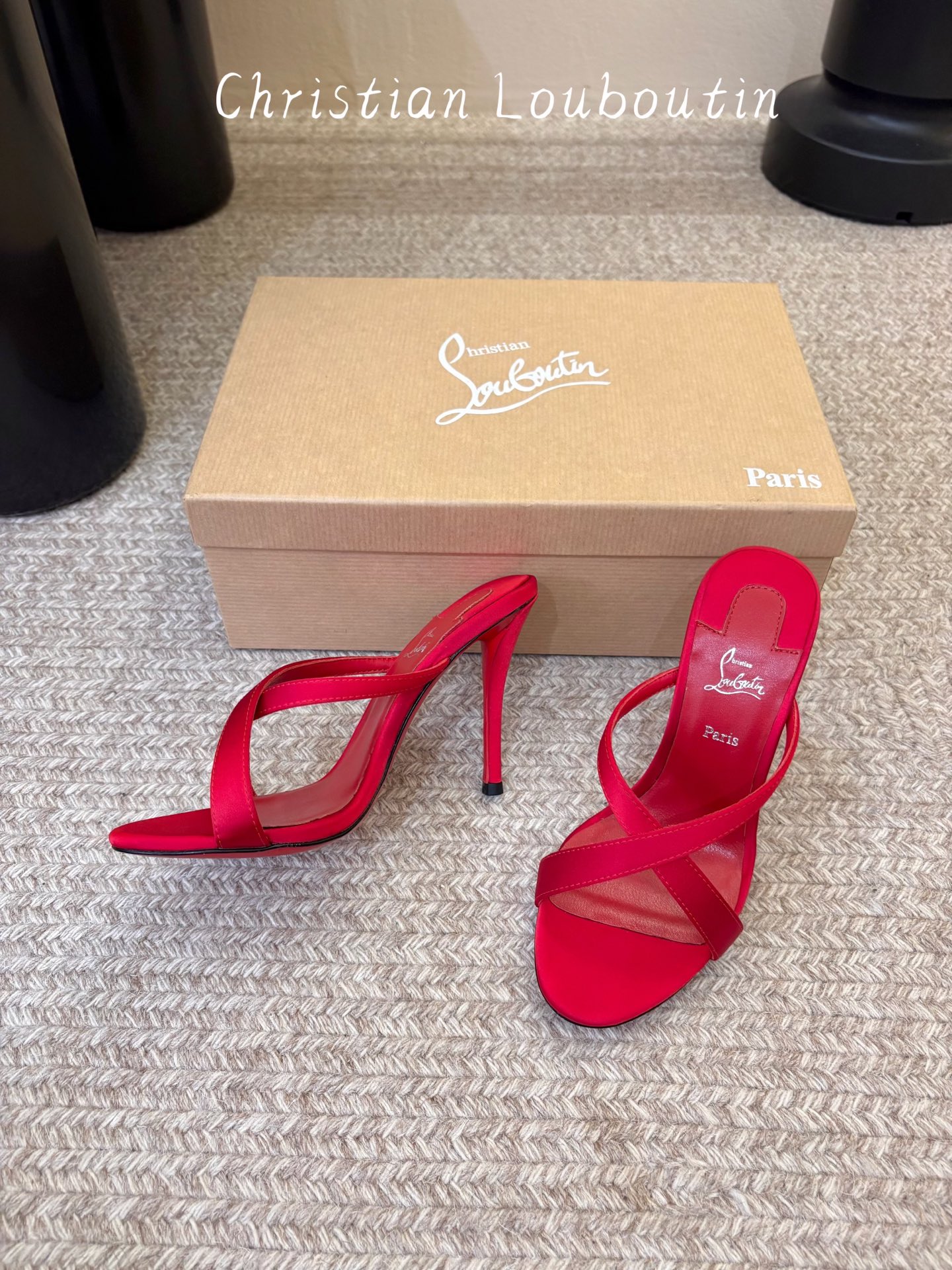 Christian Louboutin | 2026s𝐒原版CL全新秀款高跟鞋～ 时装红底凉鞋  新款红底金属跟火红玫瑰