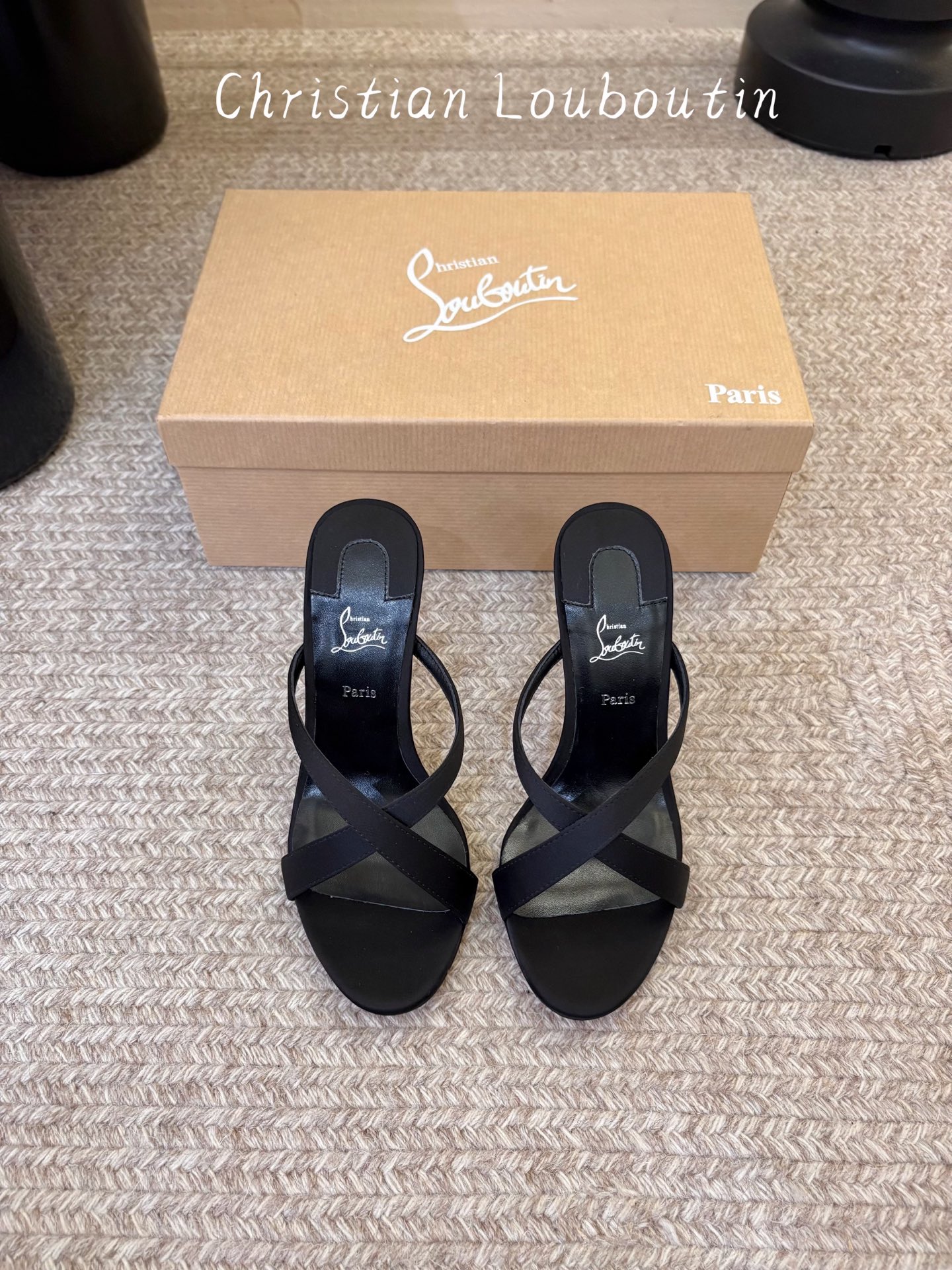 Christian Louboutin | 2026s𝐒原版CL全新秀款高跟鞋～ 时装红底凉鞋  新款红底金属跟火红玫瑰